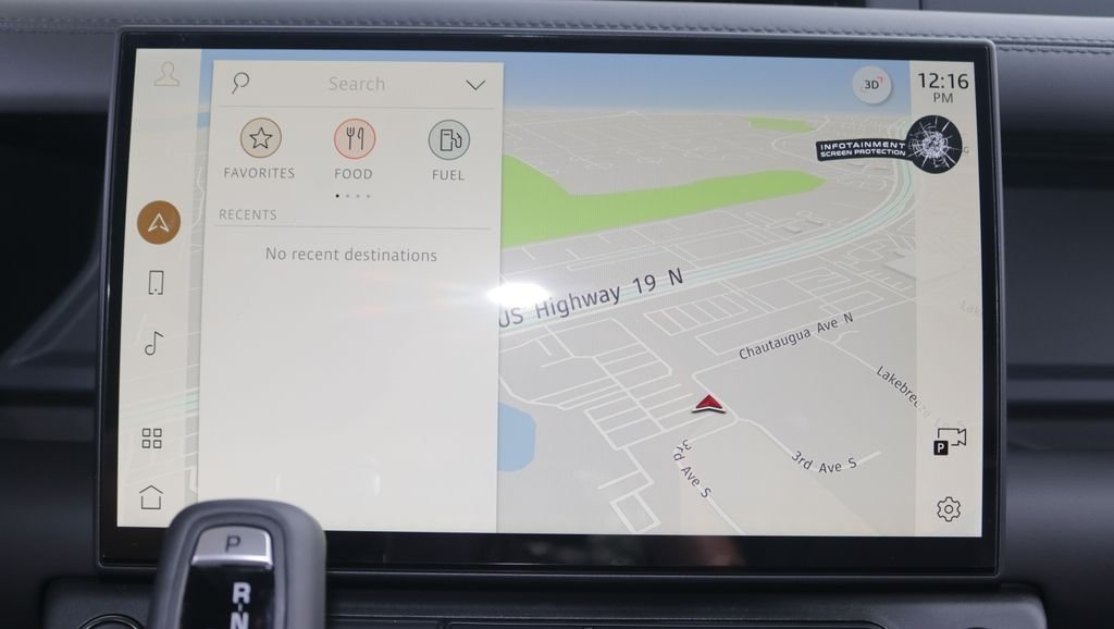 New 2026 Fuji White Land Rover X-Dynamic SE image 24