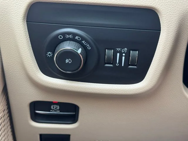 Used 2025 Red Jeep Limited image 24