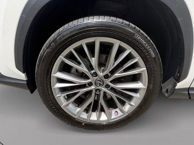 Used 2024 White Lexus 350 Luxury image 8