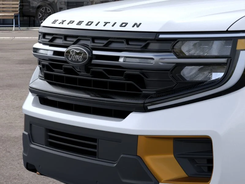New 2026 Star White Metallic Tri-Coat Ford Tremor® image 17
