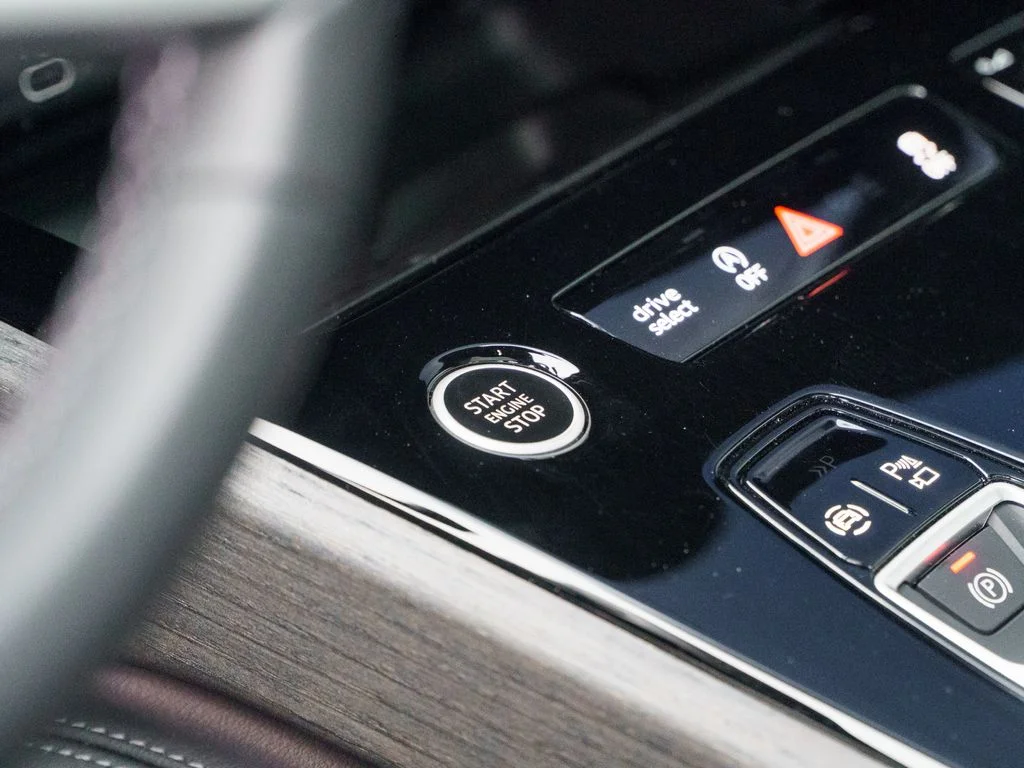 Used 2025 Black Audi  image 28