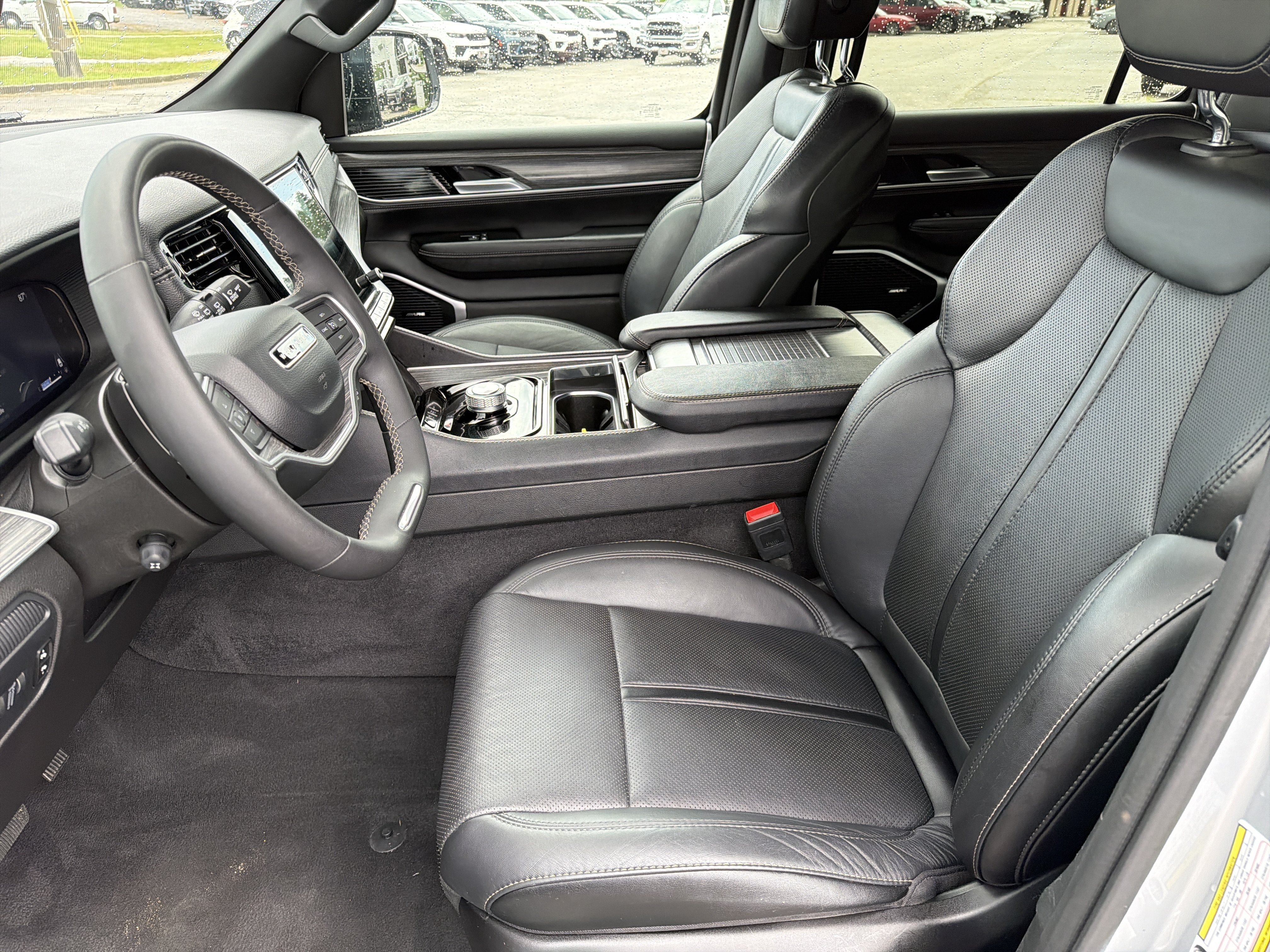 Used 2024 Silver Zynith Jeep Series II image 10
