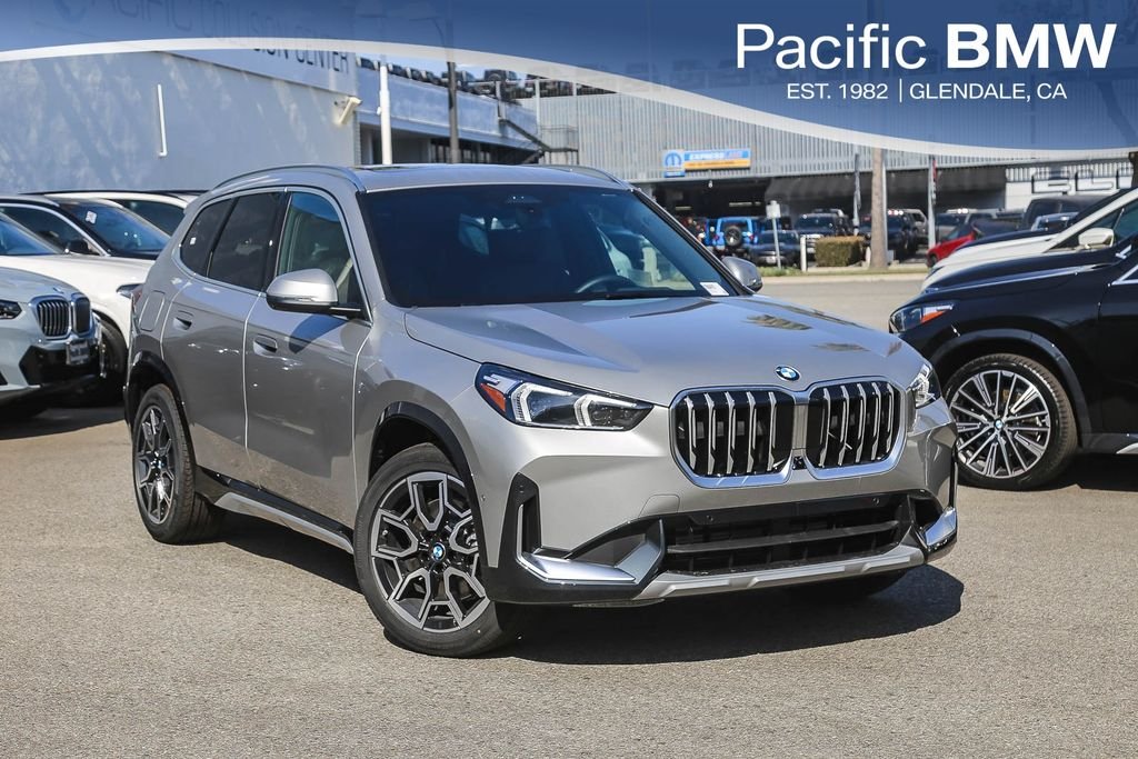 2026 BMW X1 xDrive28i's photo