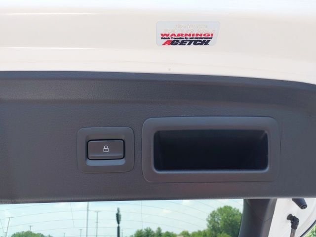 Used 2023 White Mazda 2.5 S Preferred Package image 21