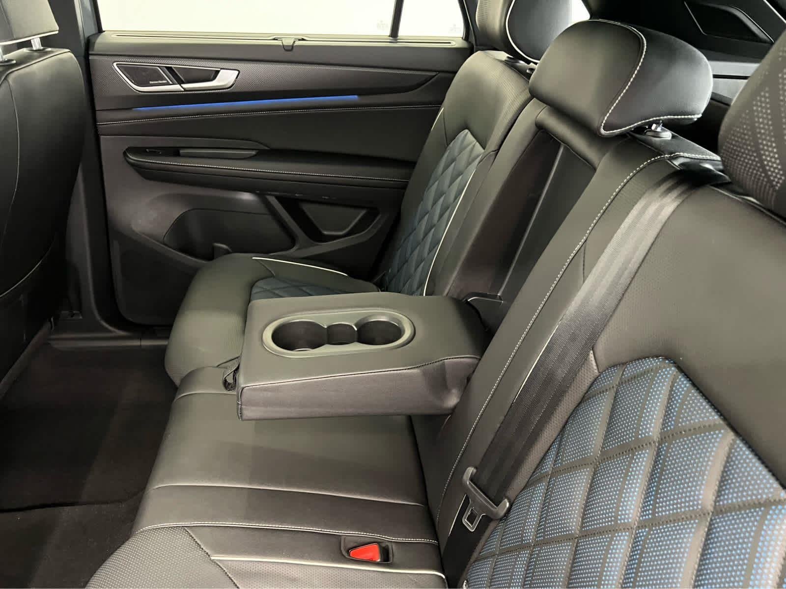 2026 Volkswagen Atlas Cross Sport SEL Premium R-LINE - Photo 30