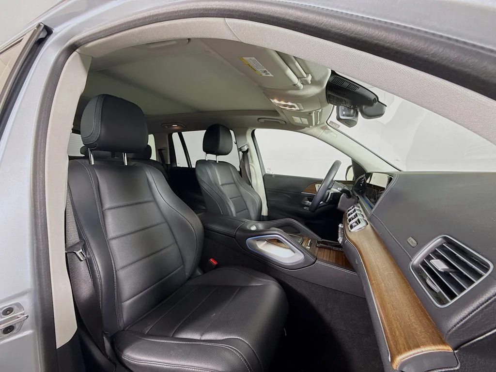 Used 2024 Cirrus Silver Metallic Mercedes-Benz GLS 450 image 30