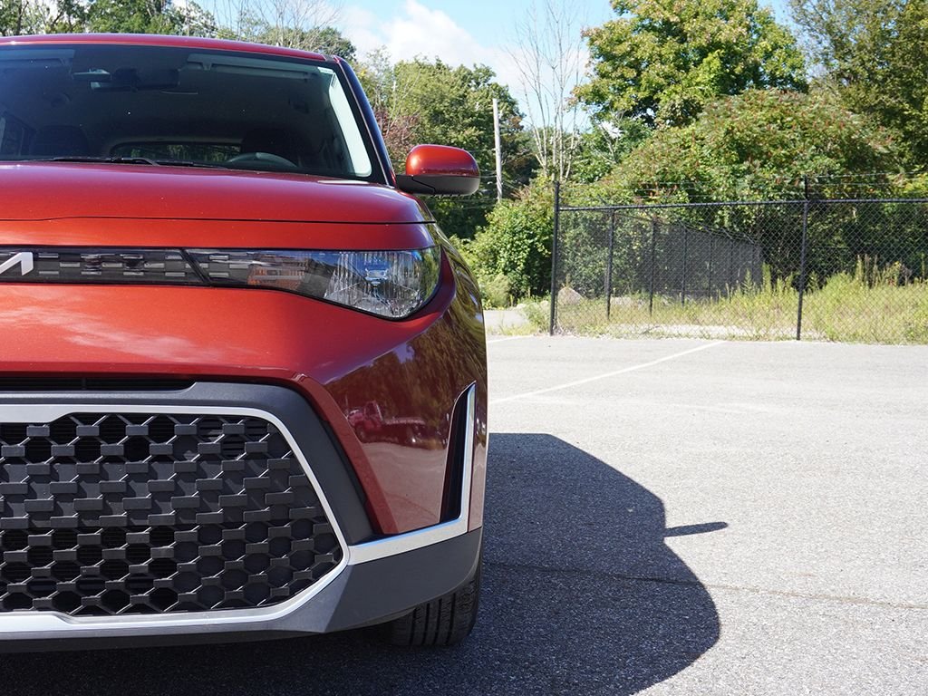 2025 Kia Soul LX - Photo 12