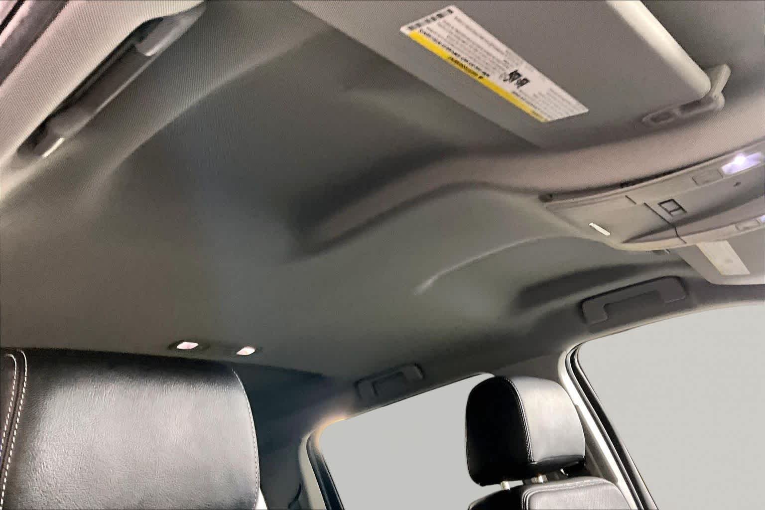 Used 2018 GRAPHITE METALLIC Chevrolet LT image 14