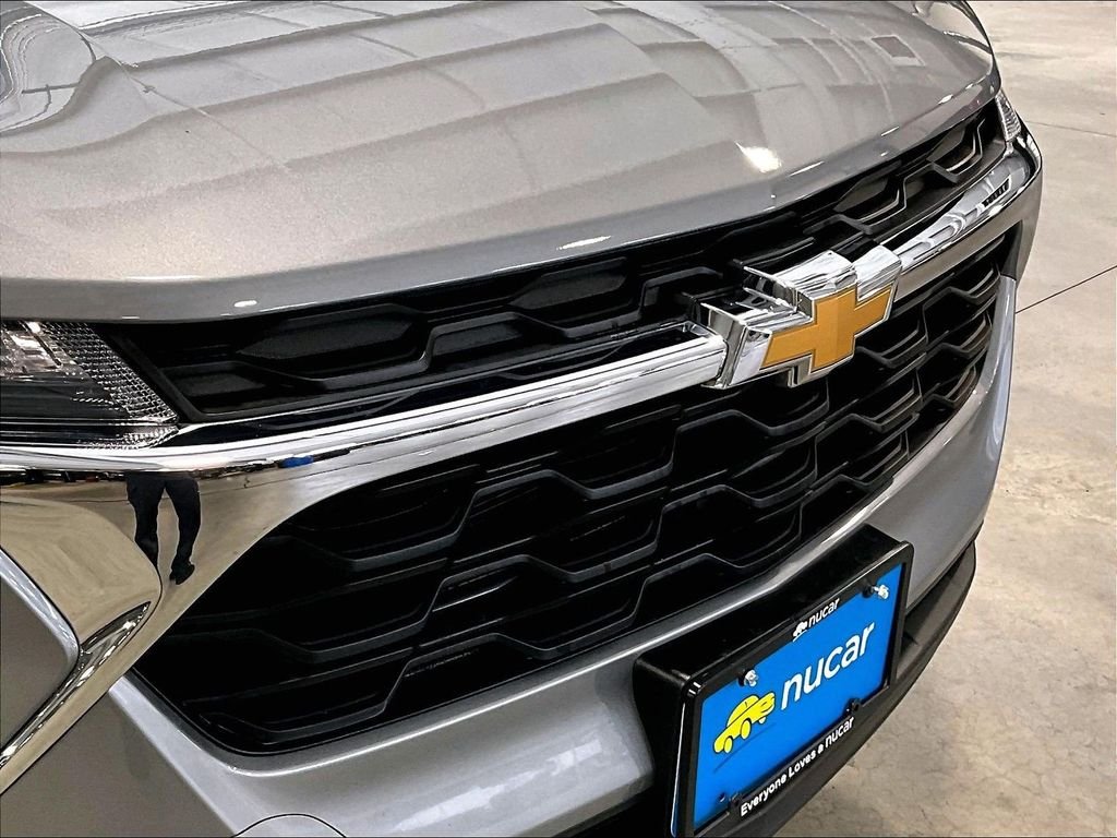 Used 2024 Gray Chevrolet LS image 33