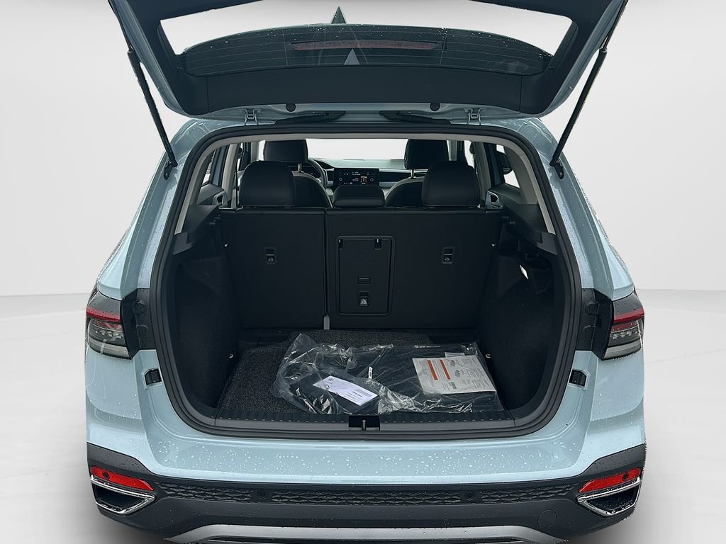 New 2026 Monument Gray Volkswagen 1.5T SE image 17