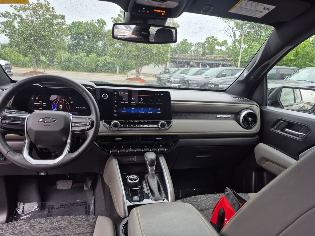 Used 2024 Black Chevrolet ZR2 image 15