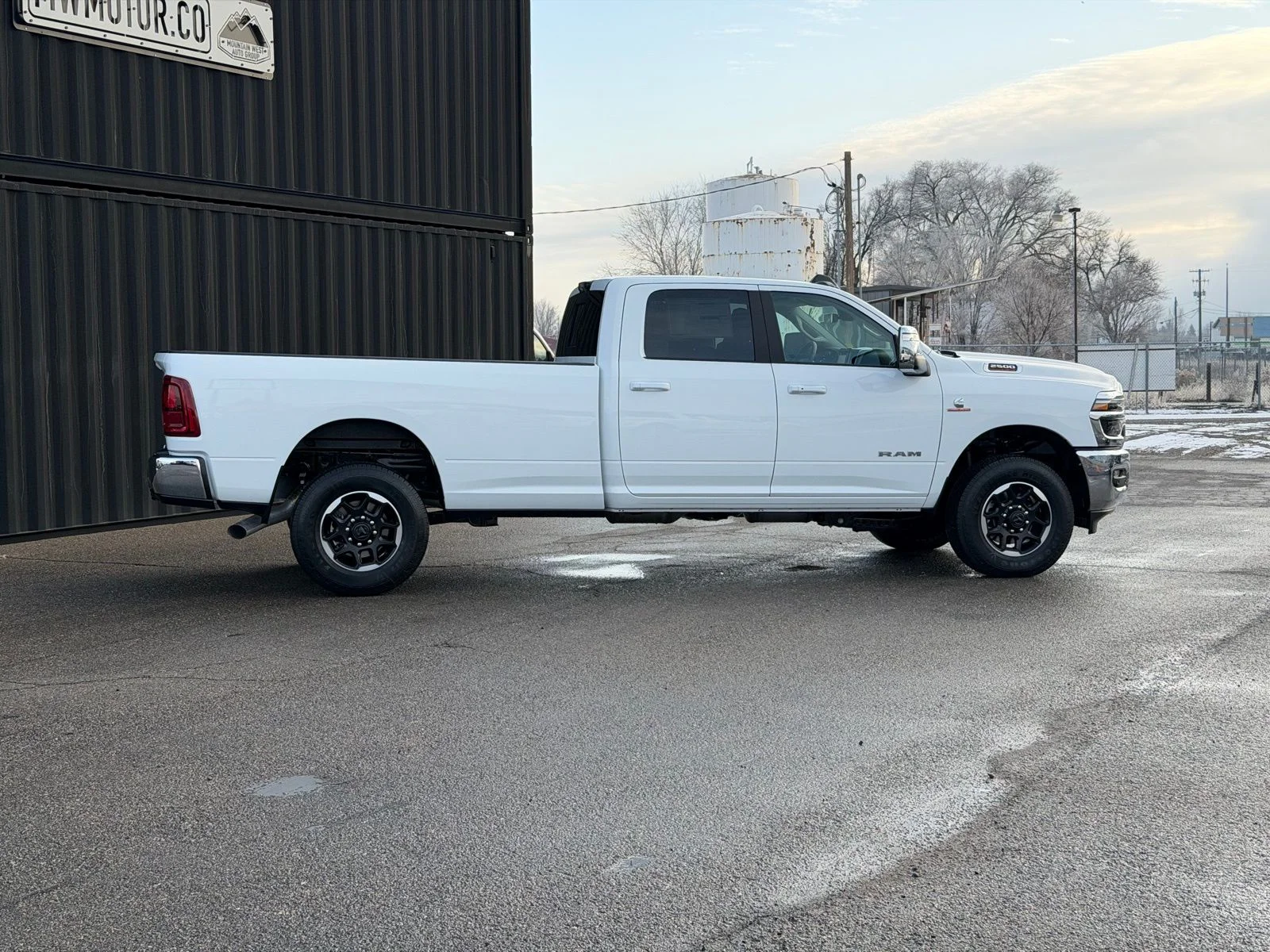 New 2026 Bright White Clear-Coat Exterior Paint RAM Laramie image 6
