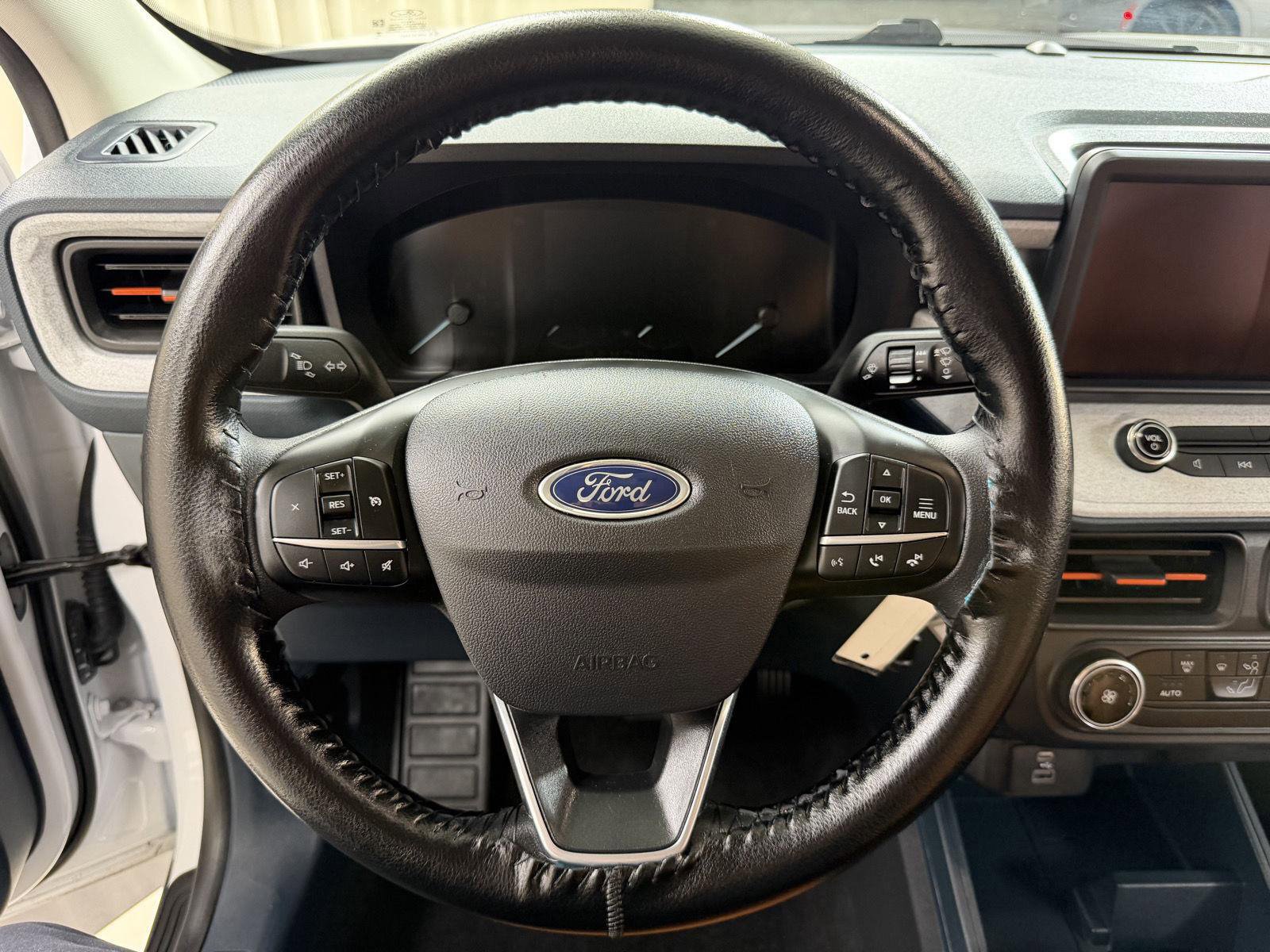 Used 2024 White Ford XLT image 19