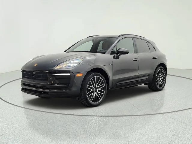2023 Porsche Macan AWD