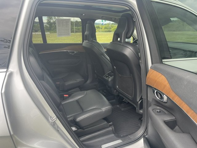 Used 2021 Silver Volvo Momentum image 13