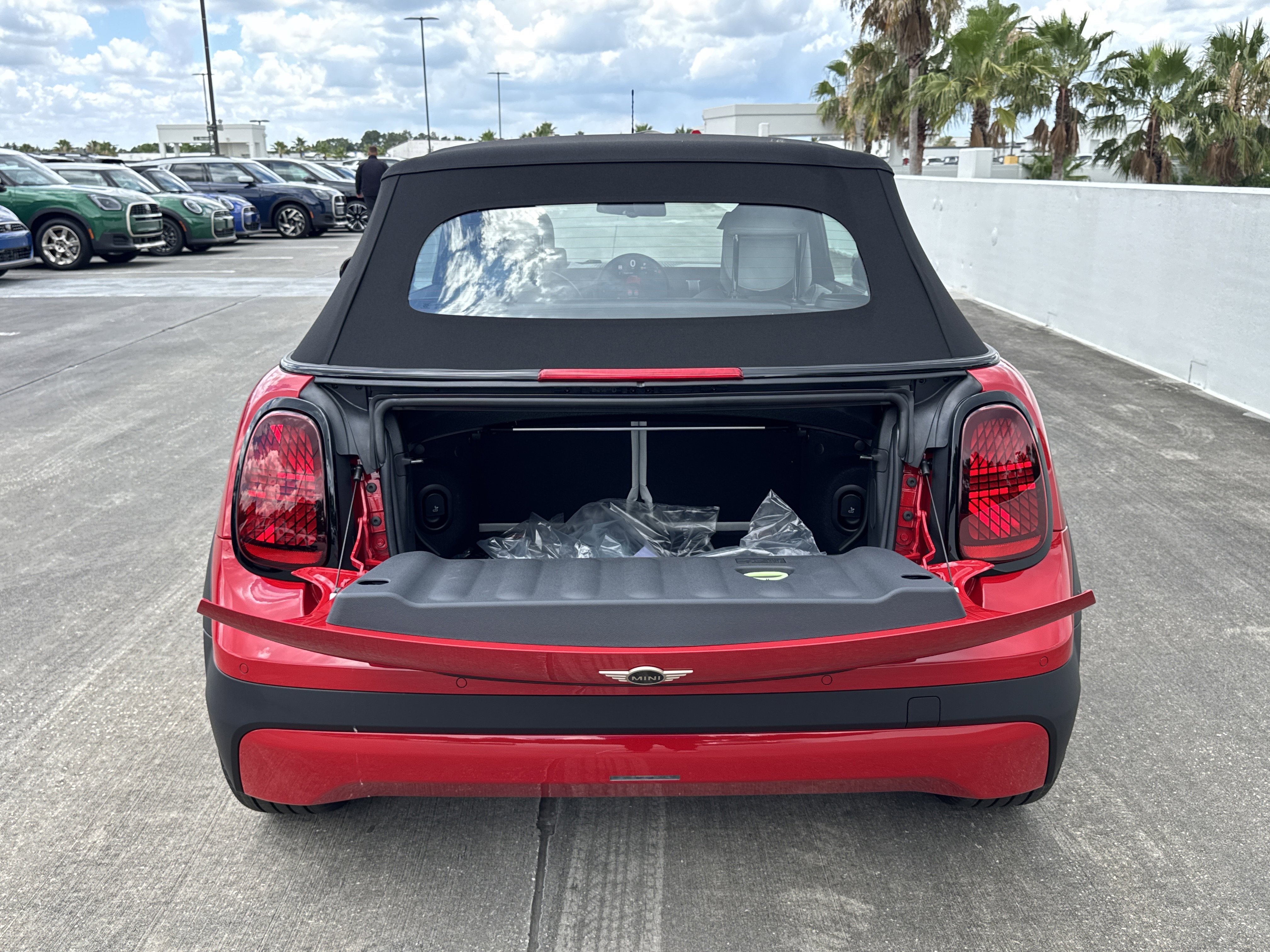 New 2026 Chili Red MINI Signature Plus image 11