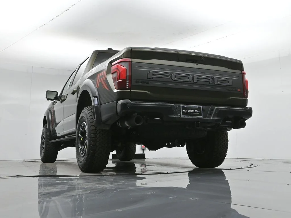 New 2026 Shelter Green Ford Raptor image 52