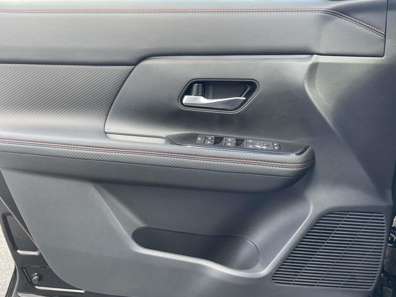 2026 Nissan KICKS SR AWD - Photo 27