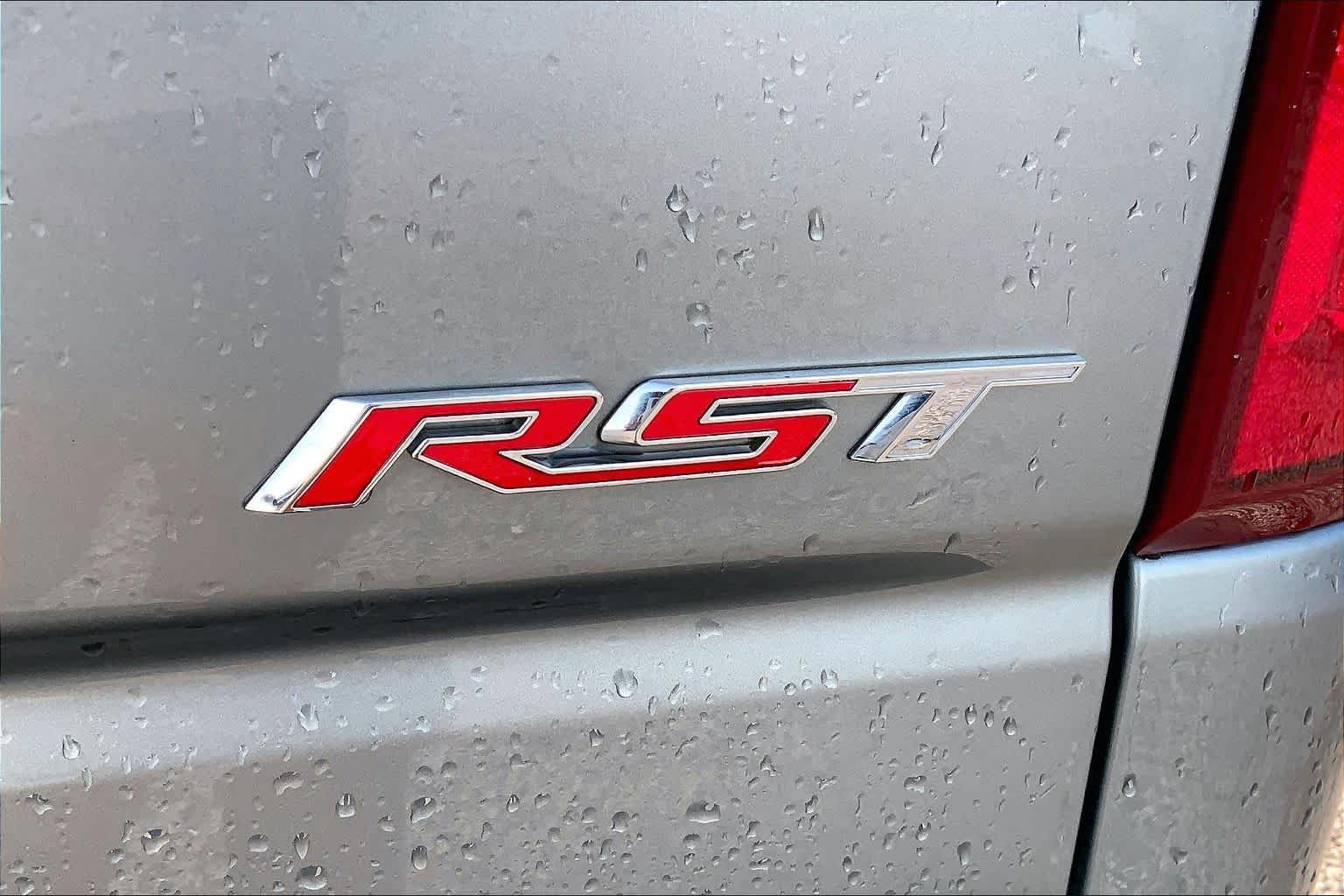 Used 2025 Sterling Gray Metallic Chevrolet RST image 10