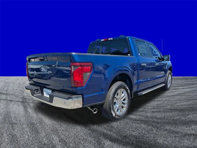 New 2026 Blue Ford XLT image 3
