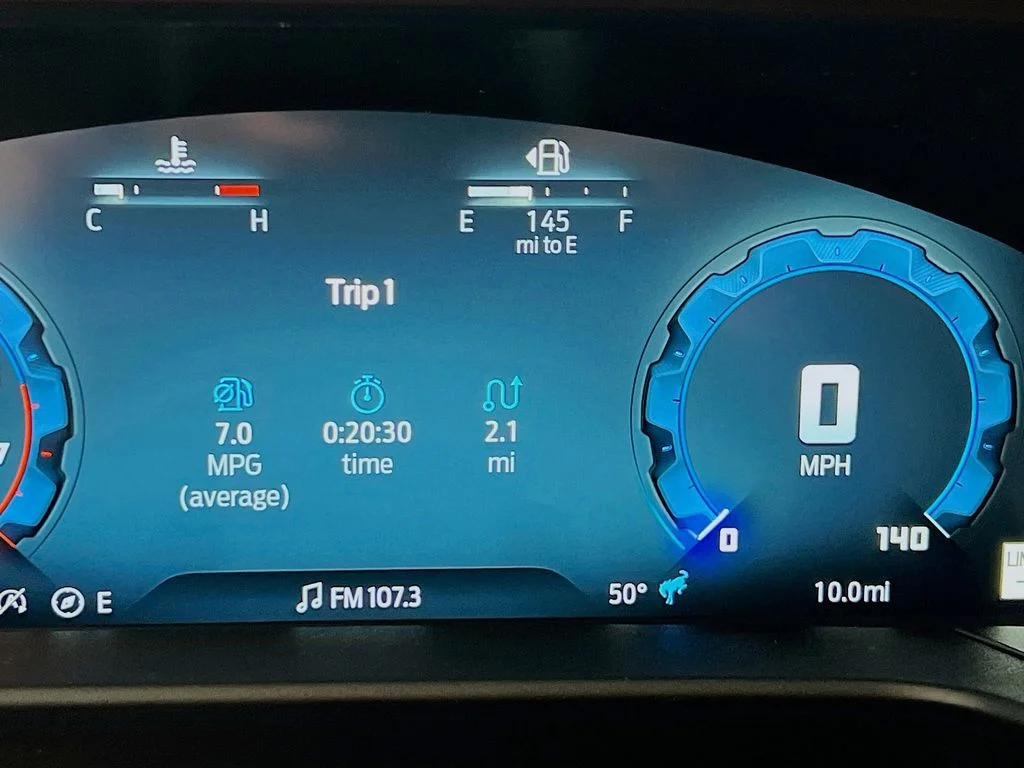 New 2025 Carbonized Gray Metallic Ford Outer Banks image 2