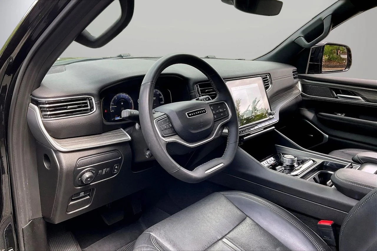 Used 2024 Black Jeep Series II image 19