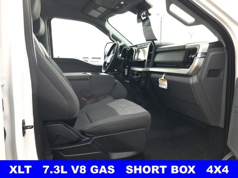 Certified Used 2023 Oxford White Ford XLT image 15
