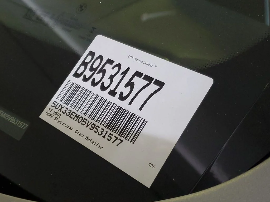 New 2027 Skyscraper Grey Metallic BMW M60i image 28