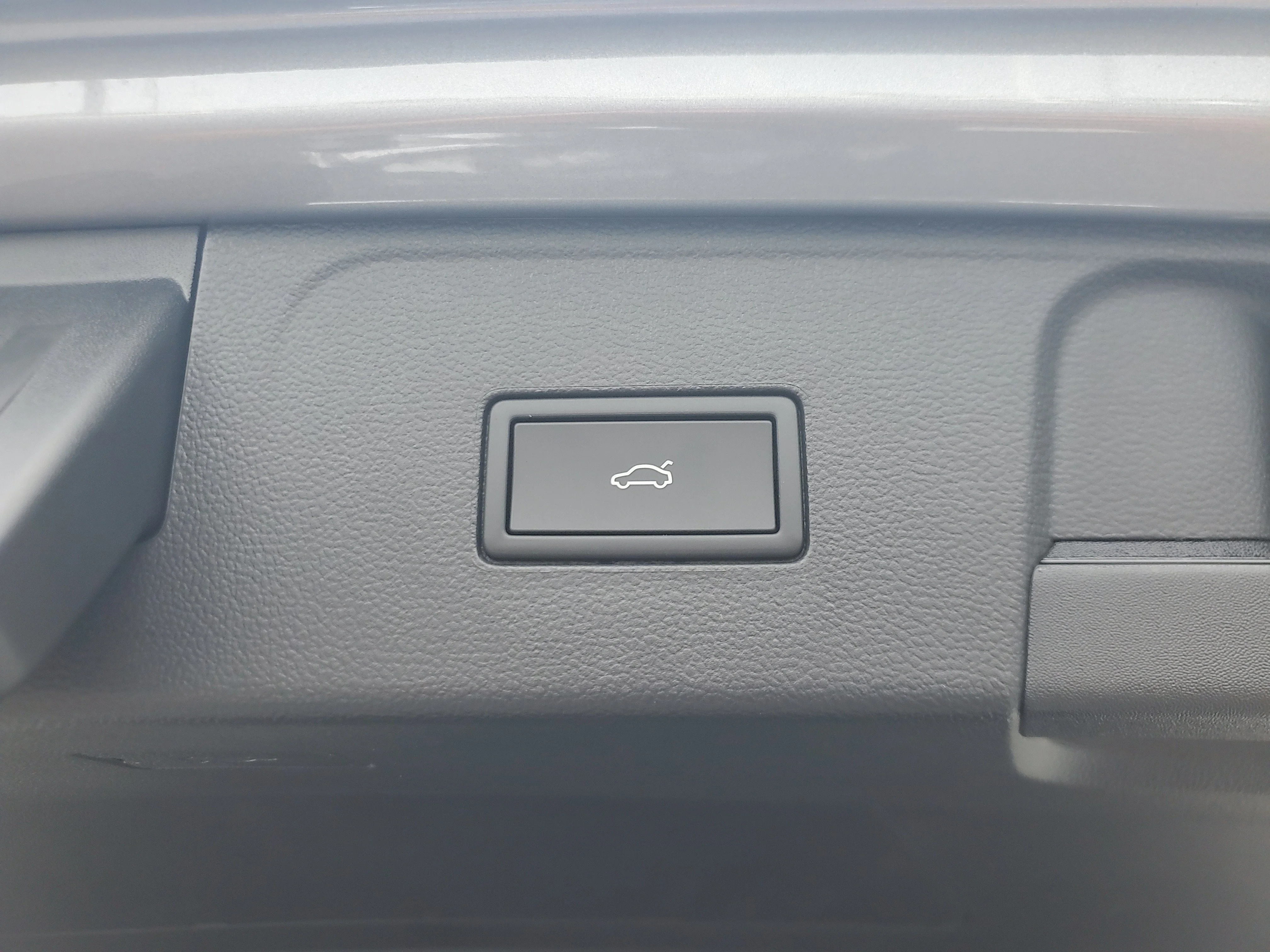 New 2026 Silver Volkswagen 2.0T SEL Premium R-Line image 8