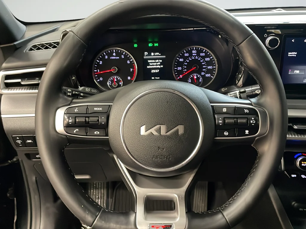 Used 2022 Black Kia GT-Line image 38