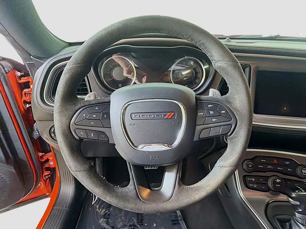 Used 2022 Go Mango! Dodge R/T Scat Pack image 30