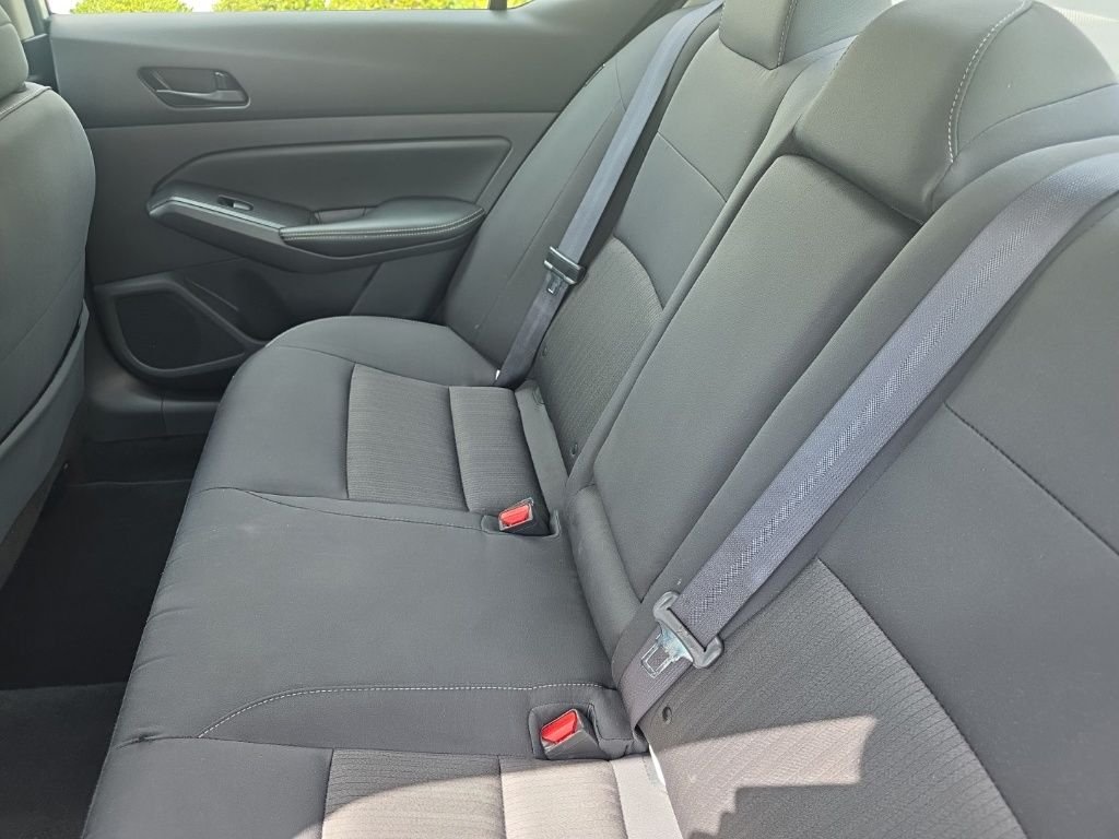 2025 Nissan Altima SV - Photo 17