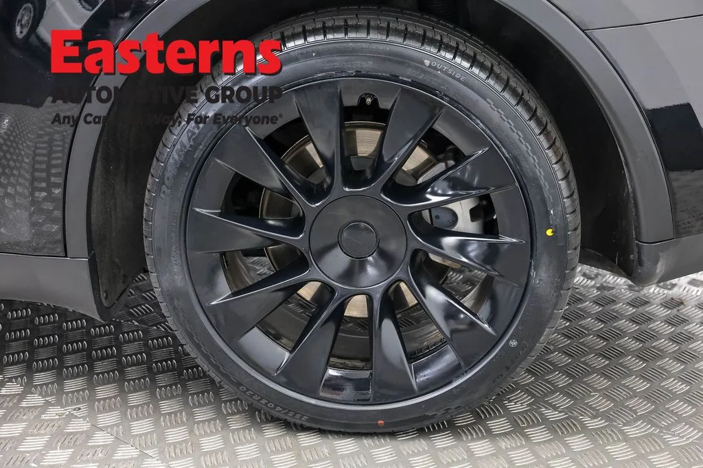 Used 2023 Black Tesla Long Range image 29