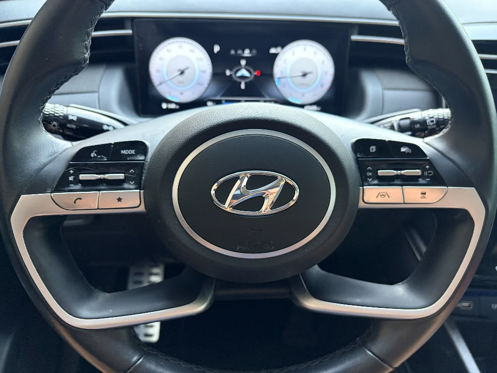 Used 2024 Shimmering Silver Hyundai SEL image 14