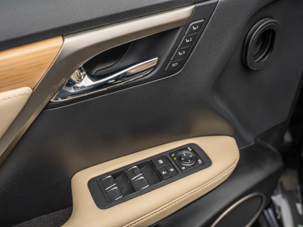 Certified Used 2022 CAVIAR Lexus 350L image 27