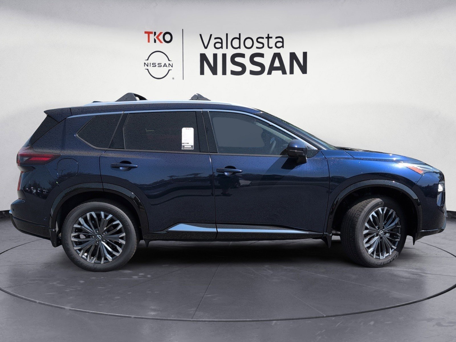 New 2026 Deep Ocean Blue Pearl Nissan Platinum image 3
