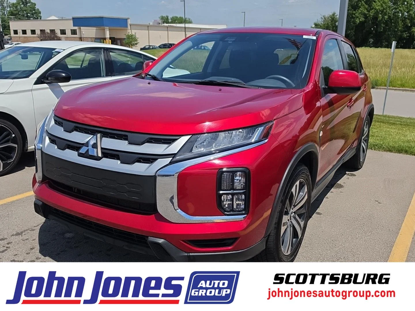 Used 2024 Octane Blue Metallic Mitsubishi SE image 1