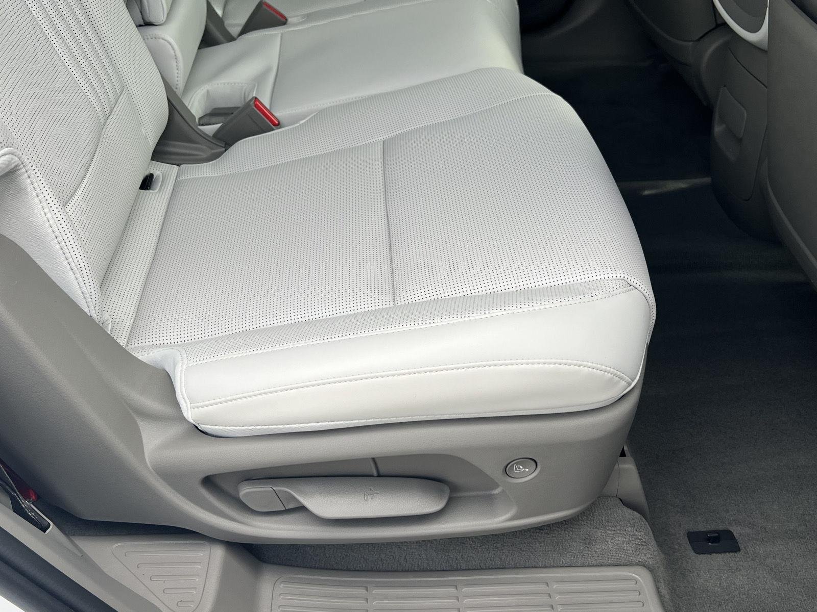 New 2026 Creamy White Pearl Hyundai SEL Premium 8P image 22
