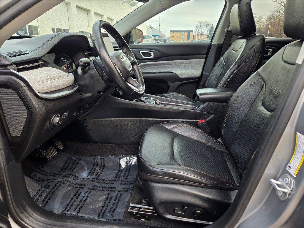 2022 Jeep Compass Latitude Lux - Photo 23