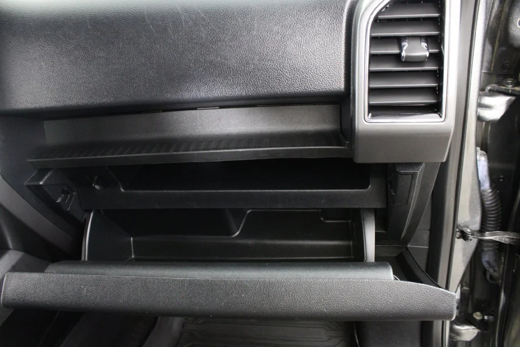Used 2018 Gray Ford XL image 13