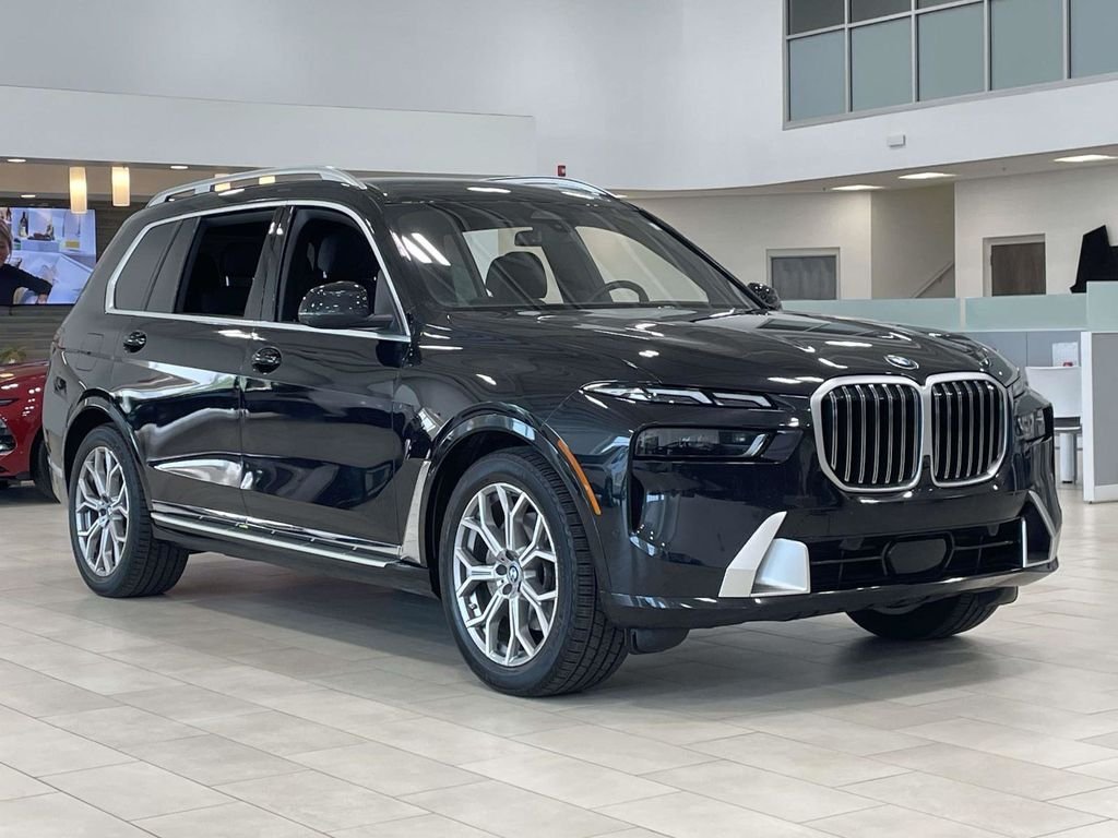 2024 BMW X7