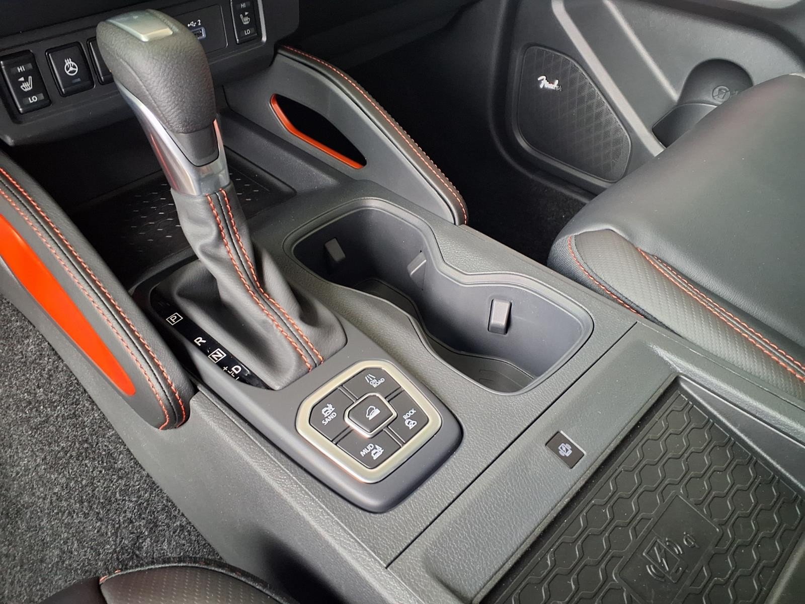 2026 Nissan Frontier Crew Cab PRO-4X® Long Bed Black at Robbins Nissan