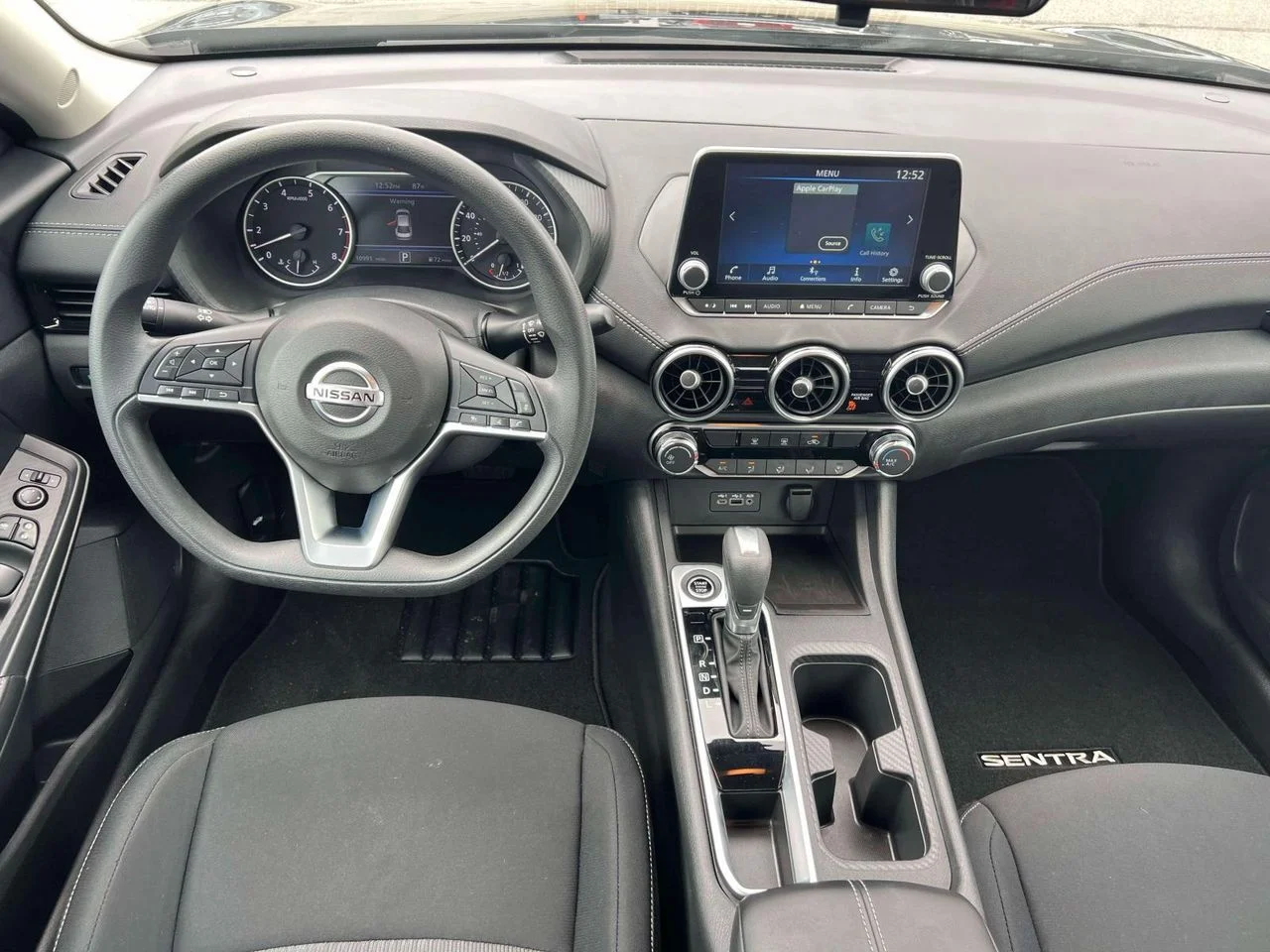 Used 2023 Super Black Nissan SV Xtronic CVT image 14