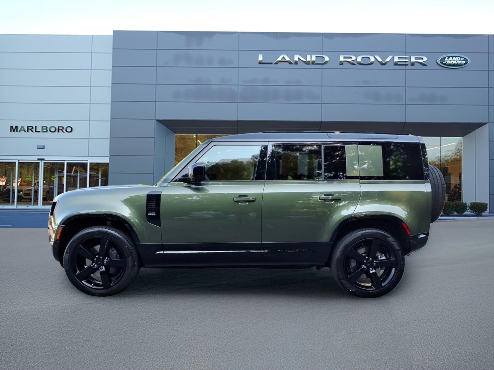 New 2026 Woolstone Green LAND ROVER X-Dynamic SE image 6