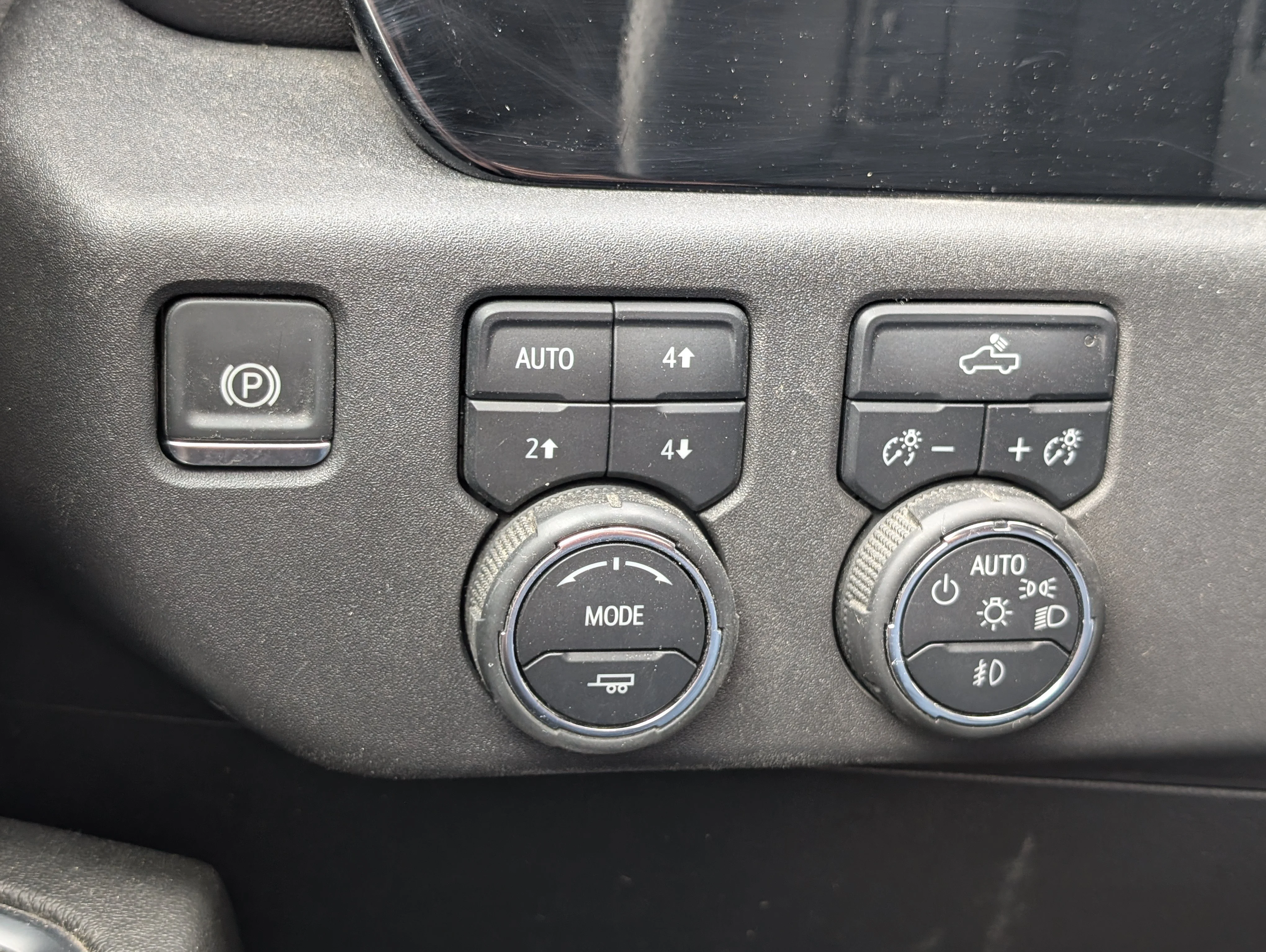 Used 2024 Dark Ash Metallic Chevrolet RST image 31
