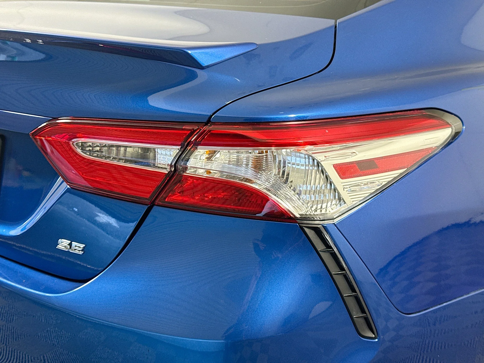 Used 2020 Blue Streak Metallic Toyota SE image 29