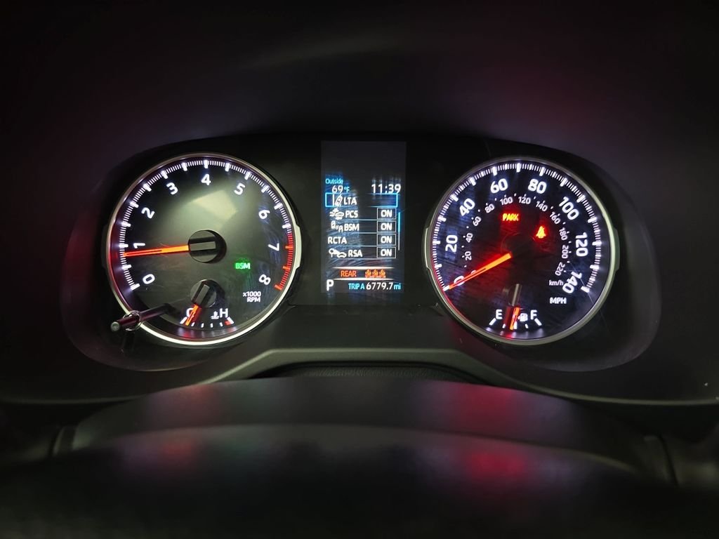 Used 2021 Super White Toyota XLE image 21