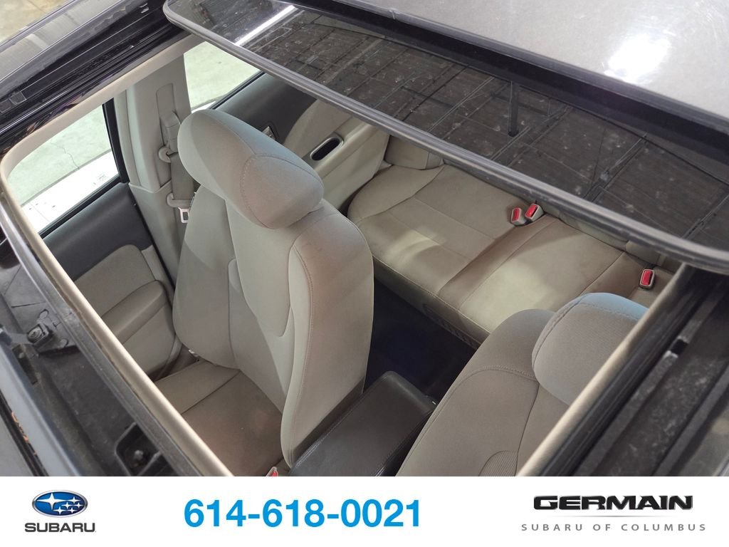 Used 2012 Gray Ford Base image 32