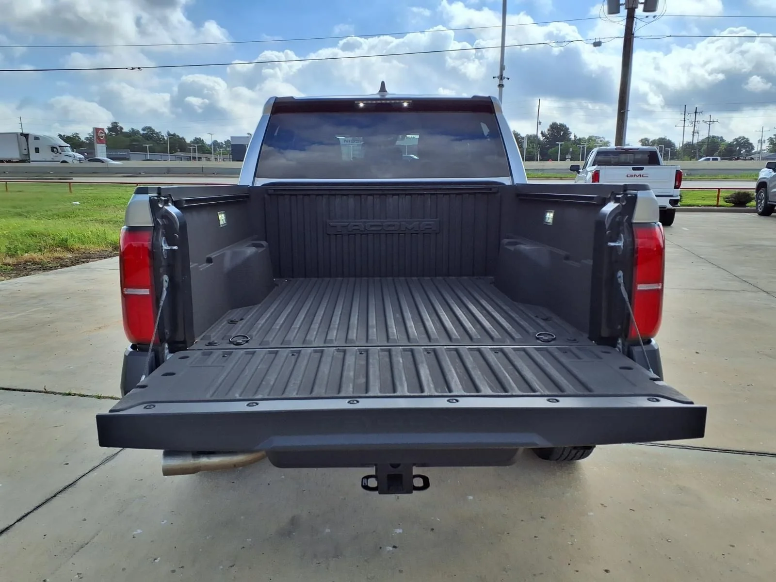 Certified Used 2025 Silver Toyota SR image 8