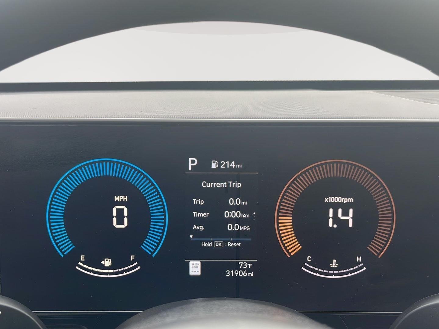 2025 Hyundai Kona SEL - Photo 28